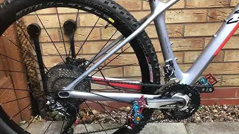 2015 Canyon Grand Canyon CF 29 5.9 Carbon Fibre 16” Frame 29” Wheelset