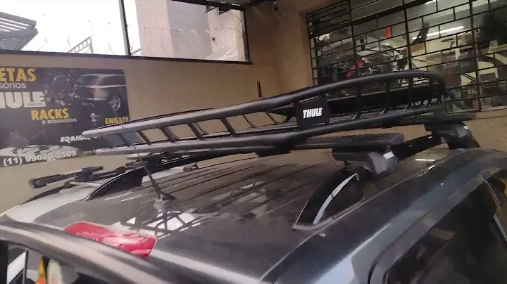 Rack Thule 7104 + Bagageiro Thule Canyon XT em um Nissan Frontier